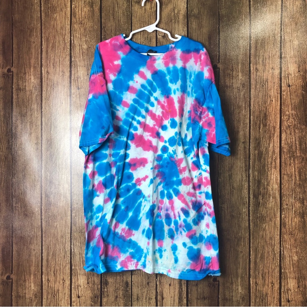NEW Youth XL Tie Dye Shirt Never Worn PINK/BLUE